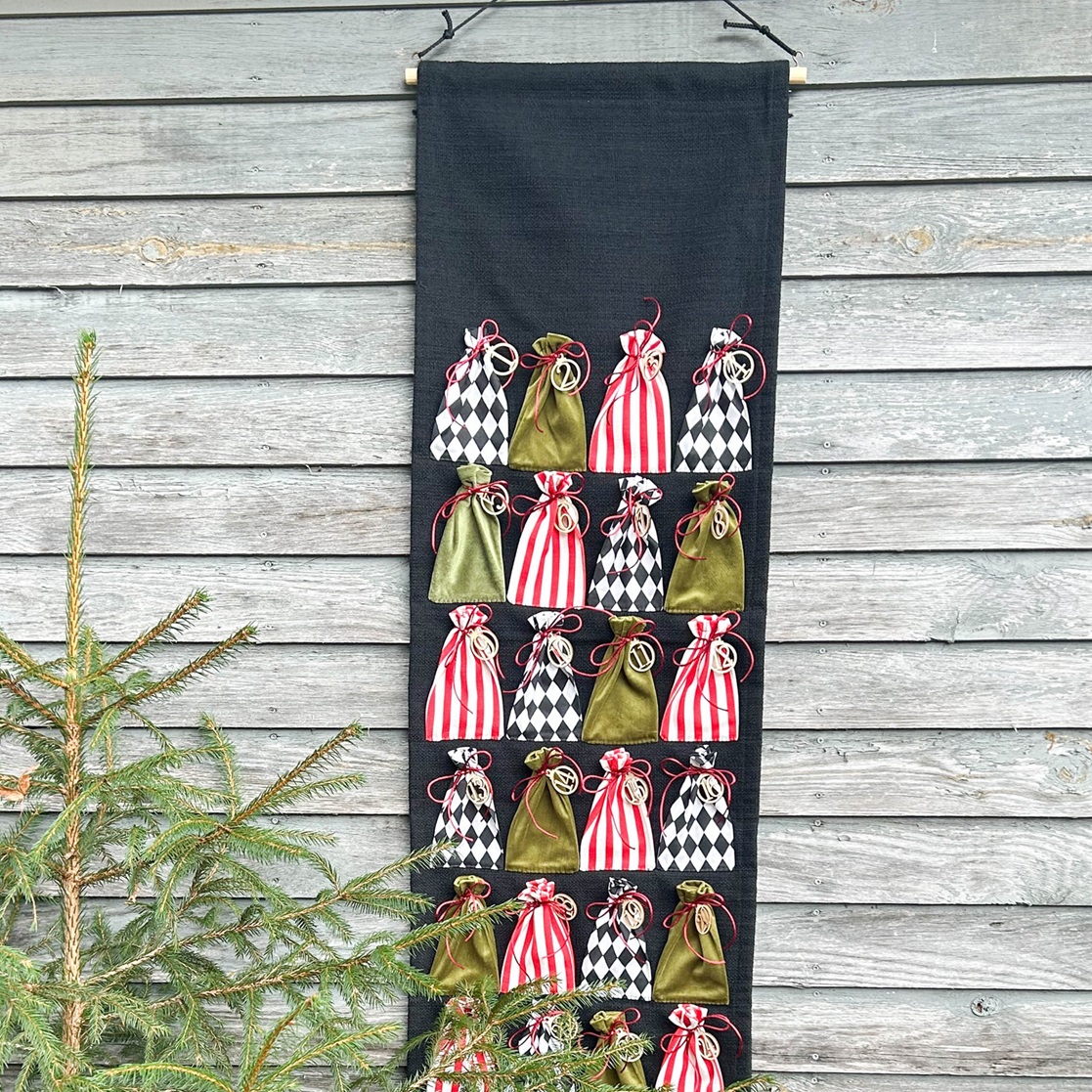 Karališkas advento kalendorius "Arlekino"