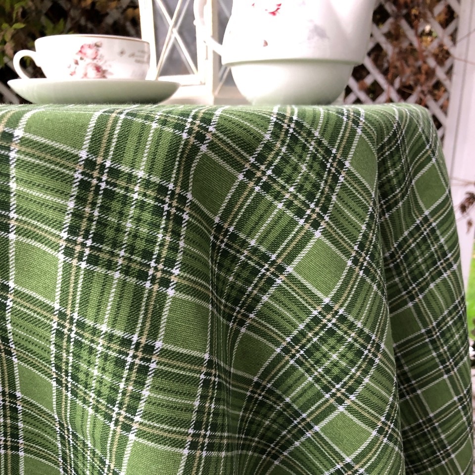 Languota žalia staltiesė